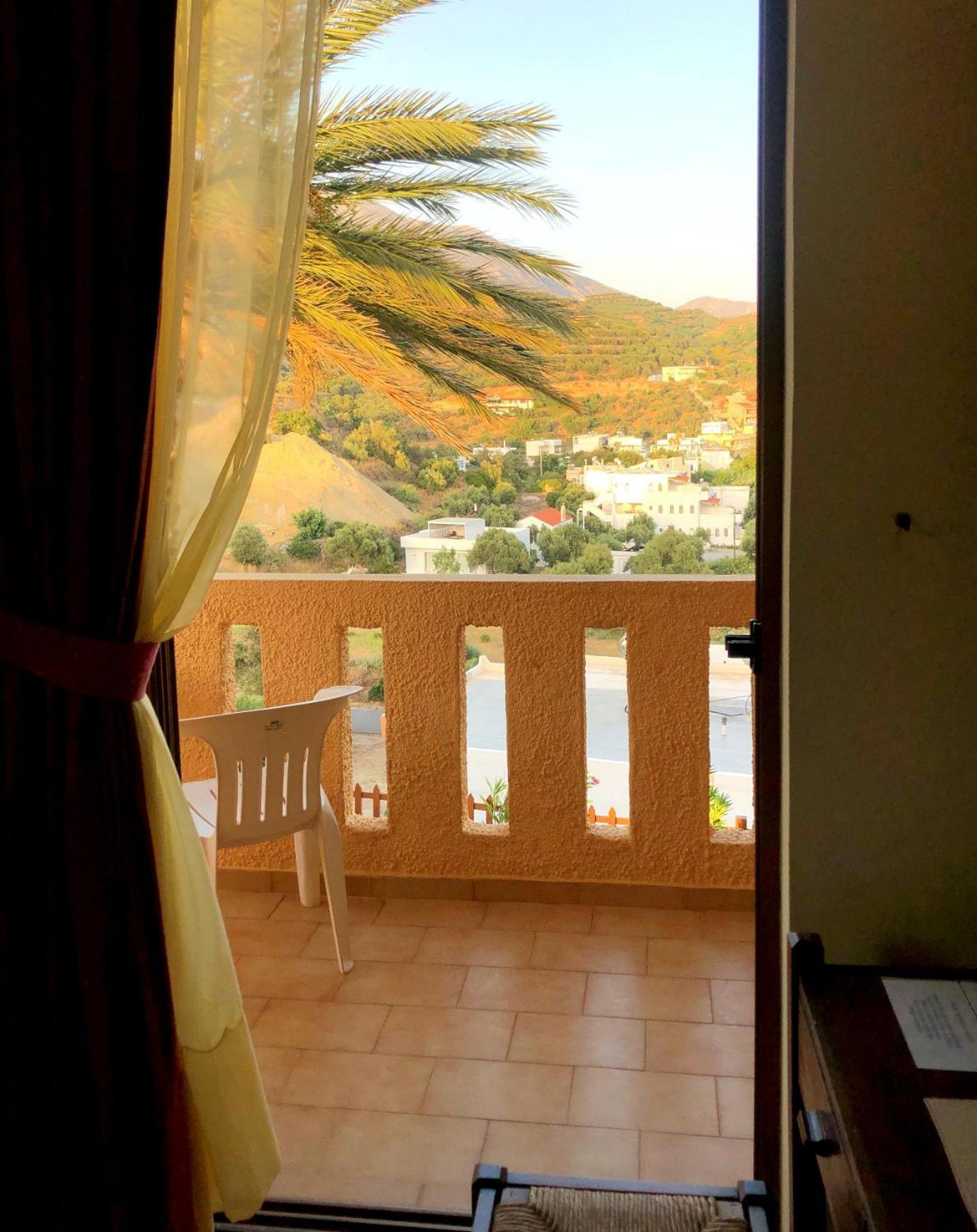 Lappa Hotel Plakias Bagian luar foto